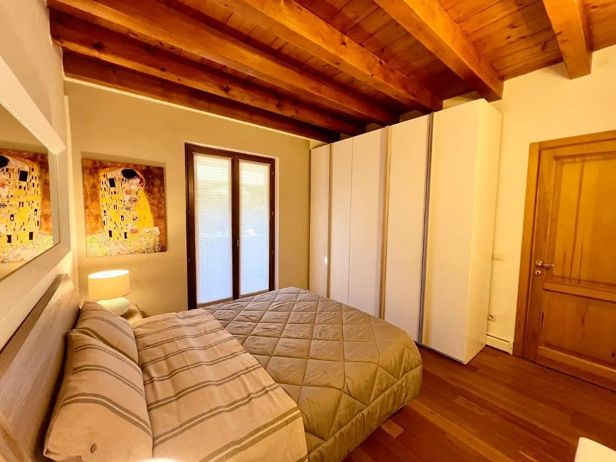 Pellegrini Relax & Sports Apartment Costermano 0*,